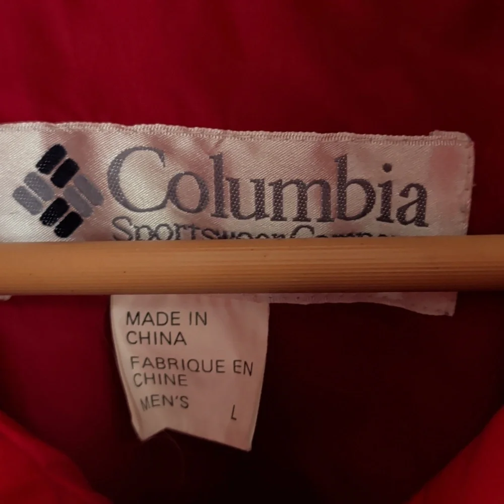 Columbia Vamoose Vintage Men's Red and Black Ski Jacket